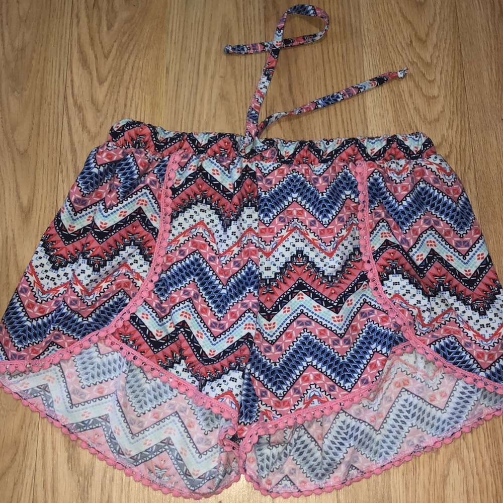 Patterned shorts